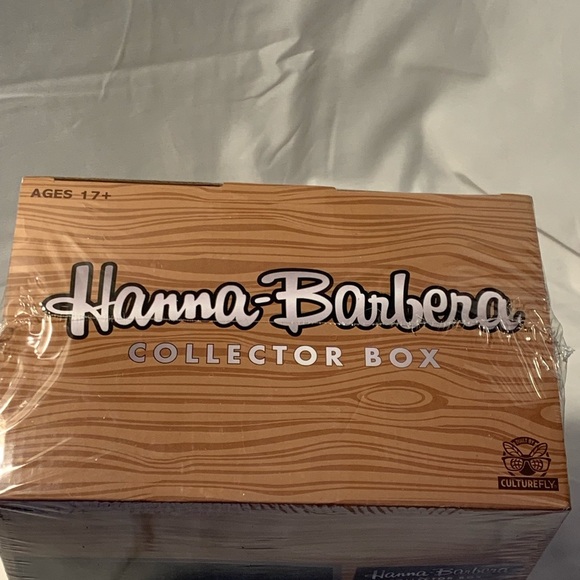 New Hanna Barbera Collectors Box - Picture 3 of 11